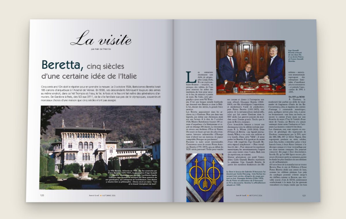 Le numéro 105 ouvert sur la visite chez Beretta, pages 120 et 121